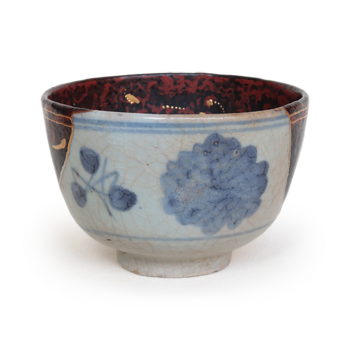 初期伊万里染付木の葉実紋茶碗