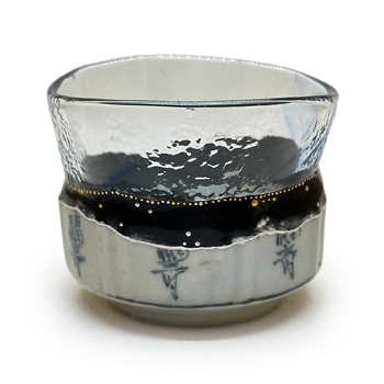 初期伊万里陶片とガラスの融合筒茶碗